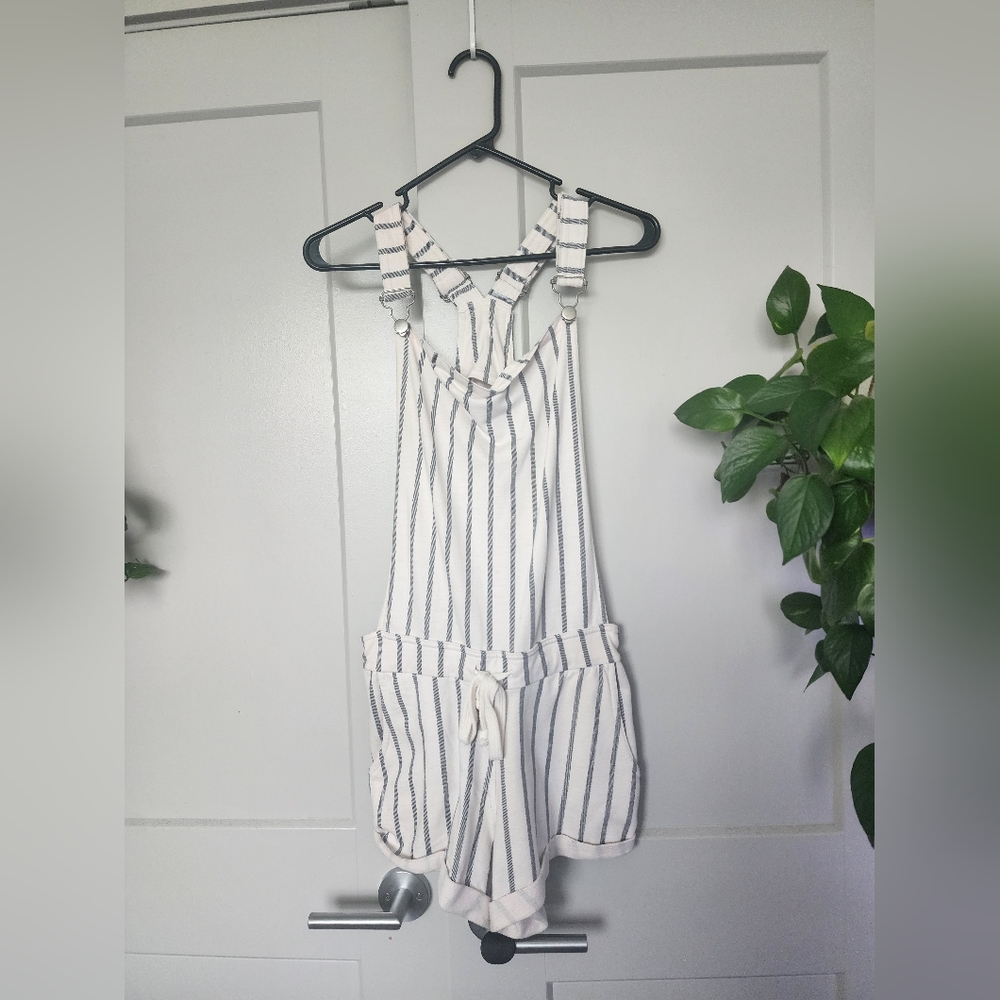 Beachy overall romper
